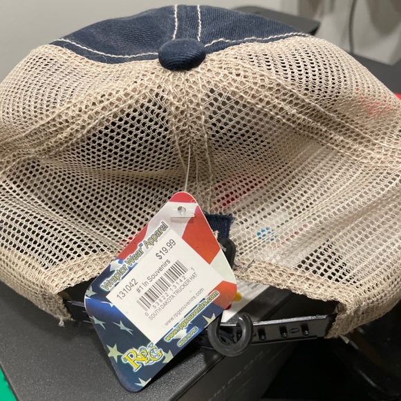 South Dakota Trucker Cap - Picture 4 of 5